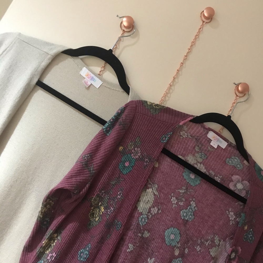 1 Solid & 1 Floral Sarah Duster
